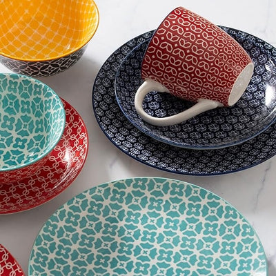 DOWAN Ceramic Dinnerware Set, 16 Pieces Dish Set for 4, Decorative Plates and Bowls Set