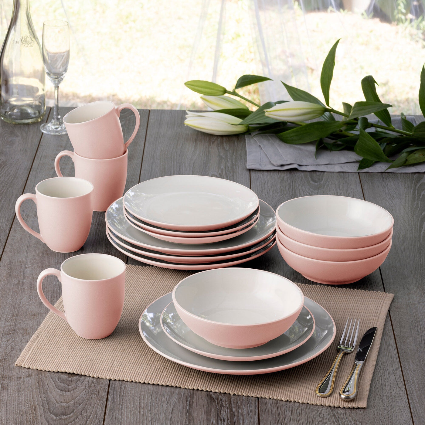 Noritake Colorwave 16-Piece Coupe Dinnerware Set, Service For 4